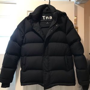 Aritzia TNA Super Puff
